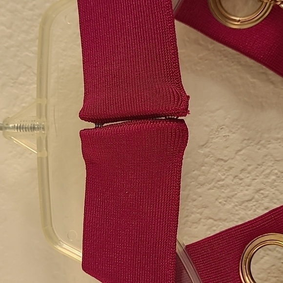 Fashion Nova Fuschia And Gold Chain Bodycon Dress Size M - Picture 5 of 7